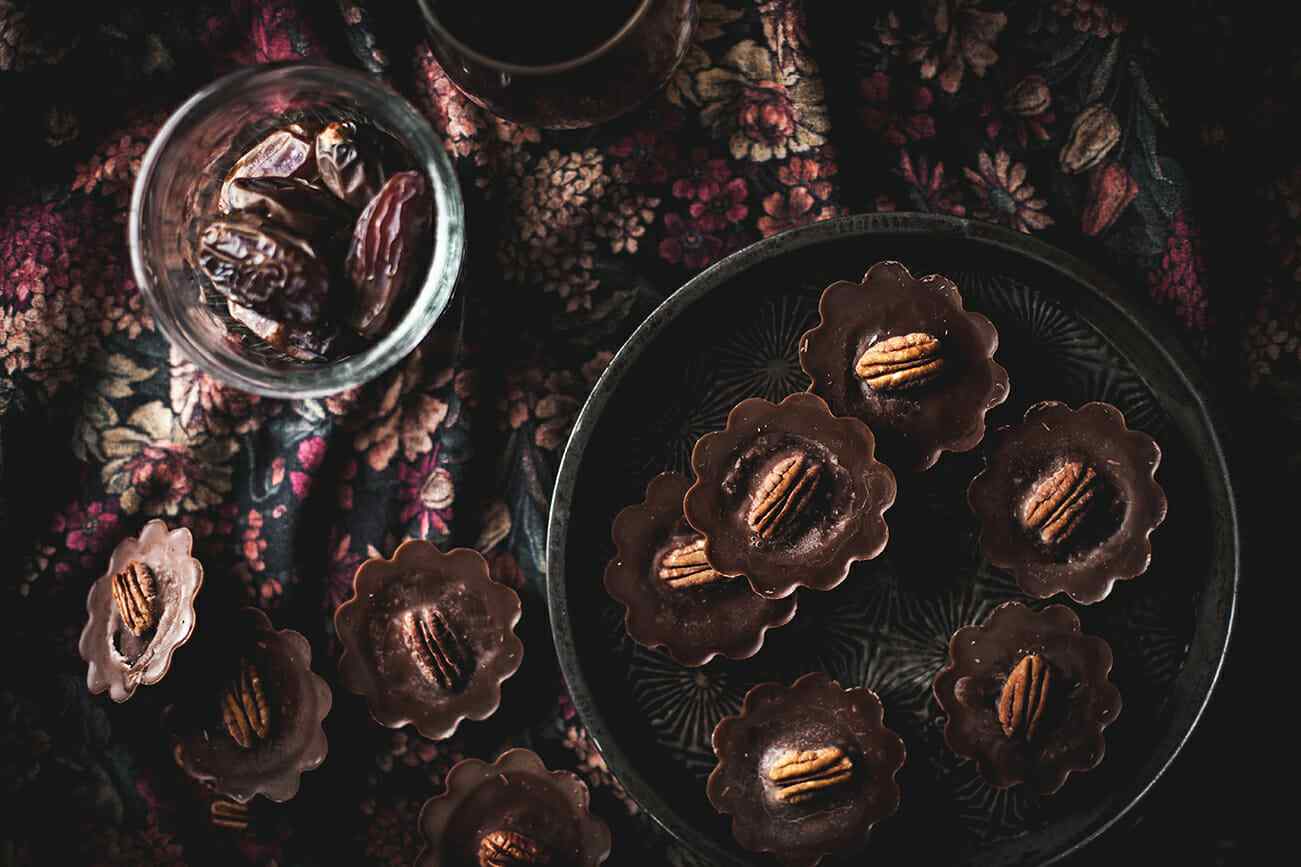 Chocolate Pecan Date Cups